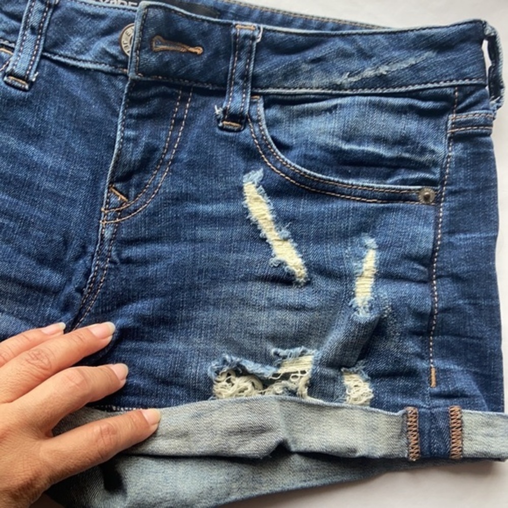 Express Jeans Distressed Short - Picture 8 of 8